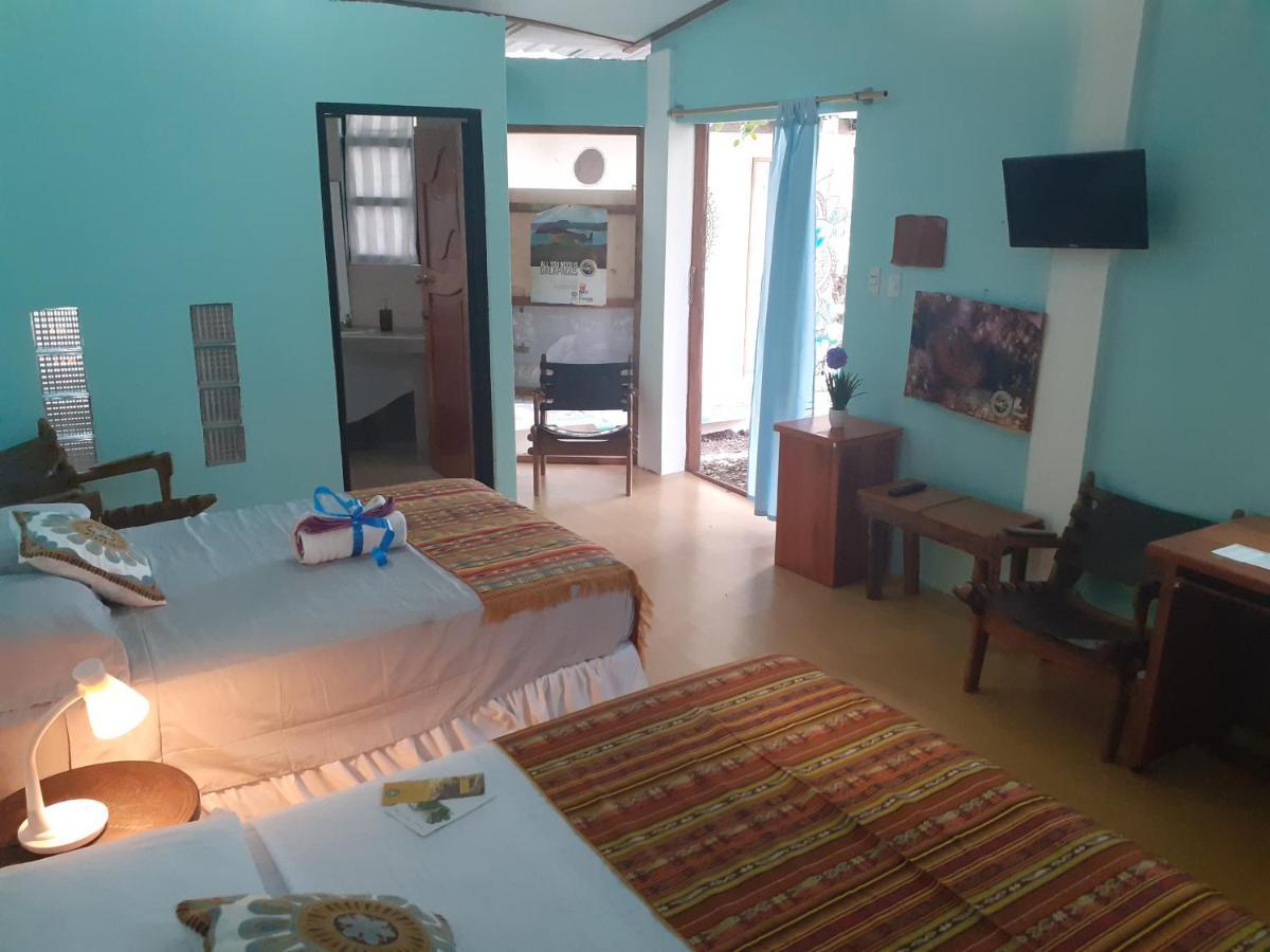 Cozy Hosting Galapagos Apartman Puerto Ayora  Kültér fotó