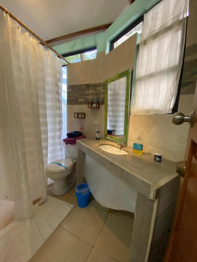 Cozy Hosting Galapagos Apartman Puerto Ayora  Kültér fotó
