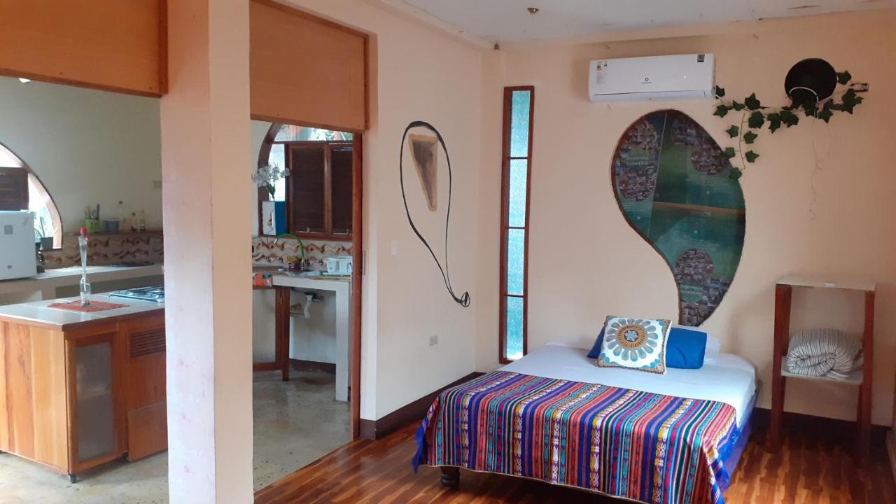 Cozy Hosting Galapagos Apartman Puerto Ayora  Kültér fotó