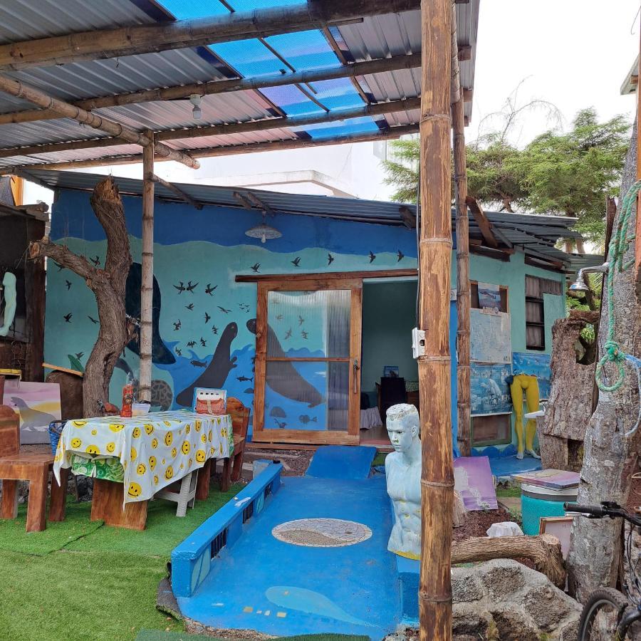 Cozy Hosting Galapagos Apartman Puerto Ayora  Kültér fotó