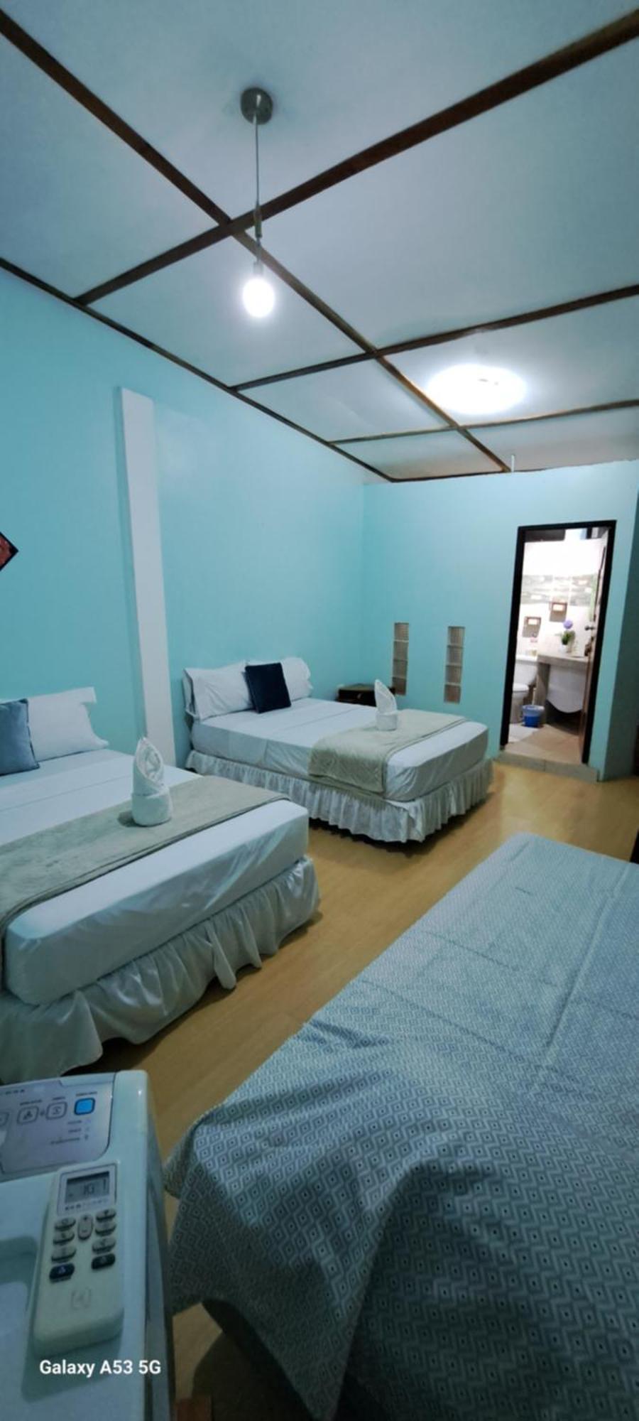 Cozy Hosting Galapagos Apartman Puerto Ayora  Kültér fotó